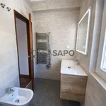 Rent 4 bedroom house of 200 m² in Lisbon