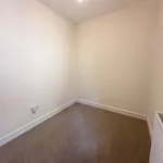 Rent 2 bedroom flat in High Peak