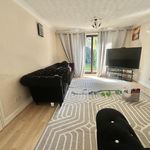 Rent 4 bedroom house in East Midlands