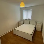 Rent 2 bedroom flat in Wales