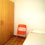 Rent 4 bedroom apartment in Barcelona