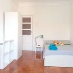 Rent a room in lisbon