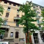 Rent 2 bedroom apartment of 75 m² in Milan