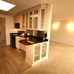 Rent 2 bedroom apartment of 113 m² in Montgomery