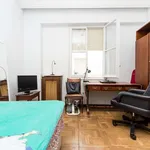 Rent a room of 125 m² in madrid