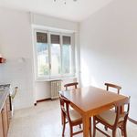 Affitto 4 camera appartamento di 88 m² in Turin