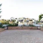 Rent 4 bedroom house of 290 m² in Πηγαδάκια