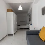 Rent 5 bedroom apartment in Valencia