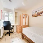 Rent 6 bedroom apartment in South East England