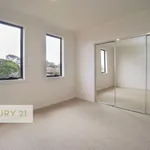 Rent 1 bedroom apartment in Melbourne