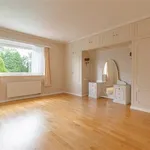 Huur 5 slaapkamer huis van 1626 m² in RHODE-SAINT-GENÈSE