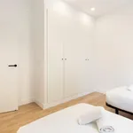 Alquilo 4 dormitorio apartamento de 135 m² en Barcelona