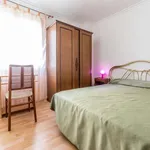 Rent a room of 85 m² in valencia