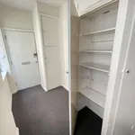 Rent 2 bedroom apartment in London