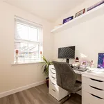 Rent 3 bedroom house in Aldershot