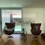 Rent 2 bedroom house of 372 m² in Vila Nova de Gaia