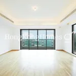 Rent 5 bedroom apartment of 288 m² in The Peak