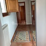 Affitto 3 camera appartamento di 140 m² in Palermo