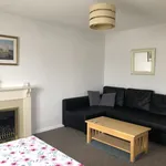 Rent 2 bedroom flat in London