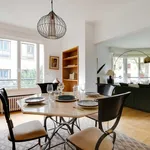 Rent 2 bedroom apartment of 1109 m² in Paris