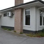 Rent 2 bedroom house in Reservoir