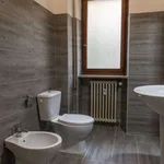 Rent a room of 100 m² in rome