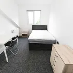 Rent 6 bedroom house in Leeds