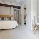 Rent 15 bedroom apartment in Valencia