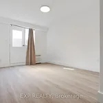 Rent 4 bedroom house in Toronto