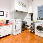 Rent a room in lisbon