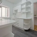 Rent a room of 120 m² in madrid