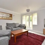 Rent 2 bedroom apartment in Reigate