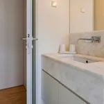 Rent 2 bedroom apartment of 40 m² in Lisbon