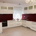 Rent 4 bedroom apartment of 108 m² in Debrecen