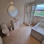 Rent 4 bedroom house in Yorkshire And The Humber