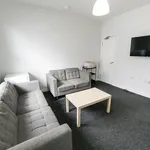 Rent 5 bedroom house in Leeds