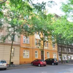 Pronajměte si 3 ložnic/e byt o rozloze 92 m² v Capital City of Prague