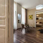 Rent 3 bedroom apartment of 97 m² in Budapest