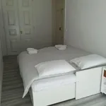 Rent 3 bedroom apartment in Lisbon