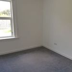 Rent 3 bedroom flat in Scotland