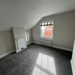 Rent 3 bedroom flat in Brighton