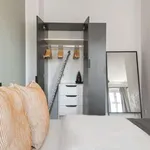 Miete 3 Schlafzimmer wohnung von 104 m² in berlin