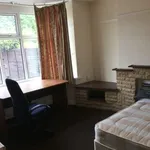 Rent 4 bedroom house in West Midlands