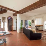 Rent 5 bedroom house of 330 m² in Castelnuovo di Porto