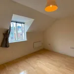 Rent 2 bedroom flat in North Hertfordshire