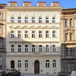 Pronajměte si pokoj o rozloze 108 m² v prague