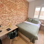 Rent a room in madrid