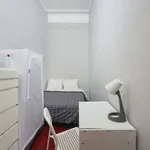 Rent a room in lisbon