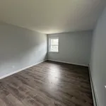 Rent 2 bedroom apartment in Jersey City