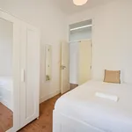 Rent 9 bedroom apartment in Lisbon